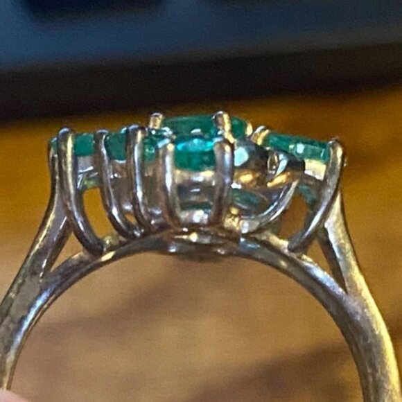 Ring Emeralds Size 8 9 Stones 4.82 Carats Sterling Silver 925 SIS Vintage - Picture 6 of 16